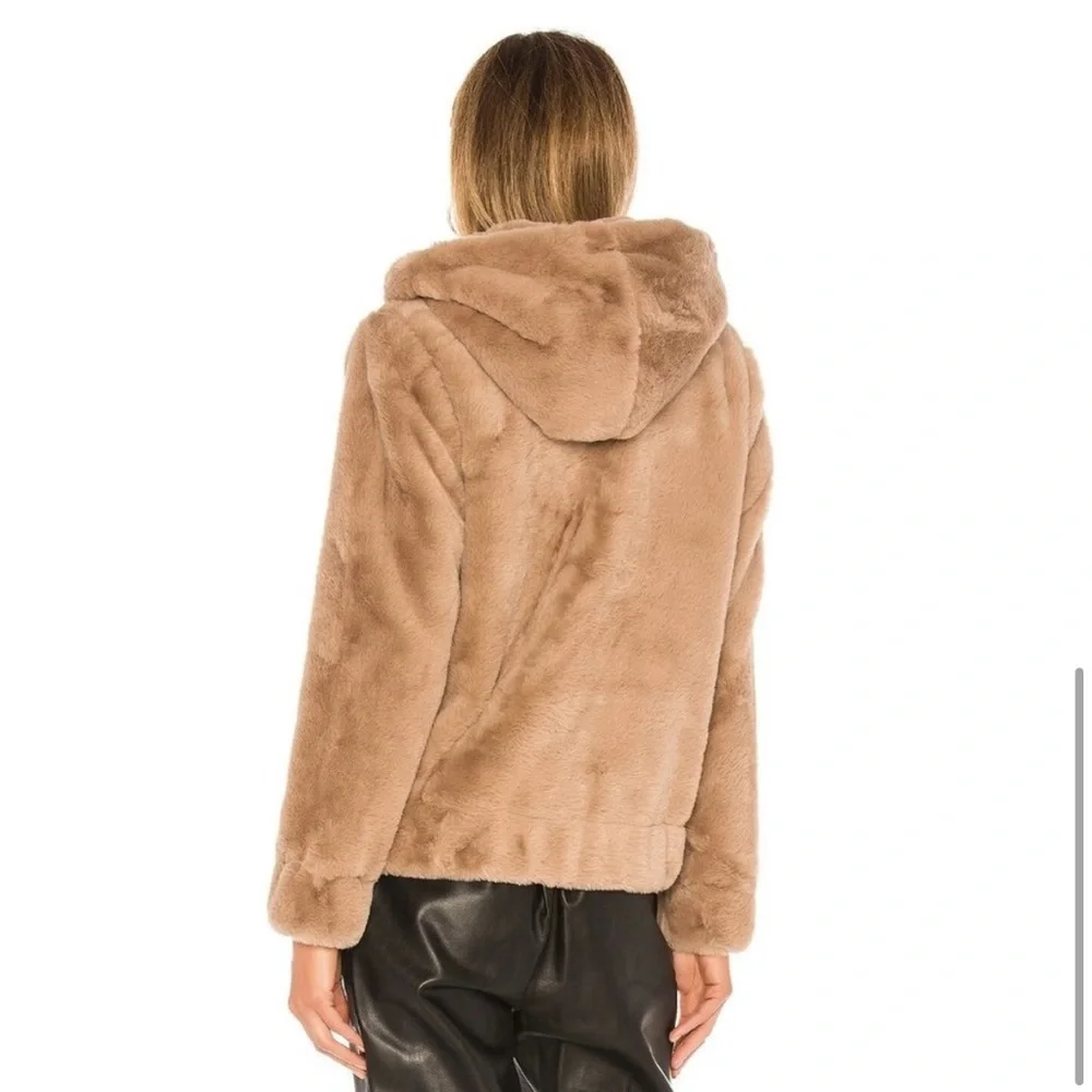 Donating - Picture 3 of 3